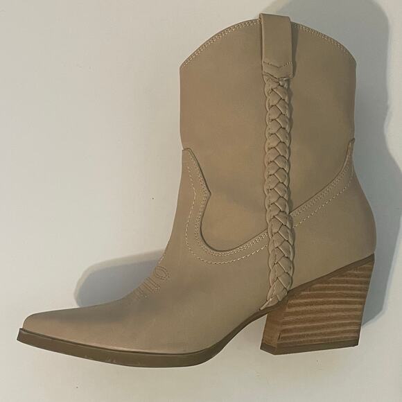Dolce Vita Koolson Cowboy Western Boots Pull On Stack HeelWomen's Size 8 Tan - Picture 9 of 16